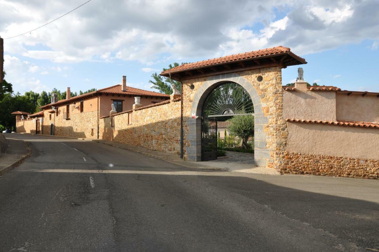 Palacio Del Conde De Rebolledo Villaviciosa de la Ribera Exterior photo